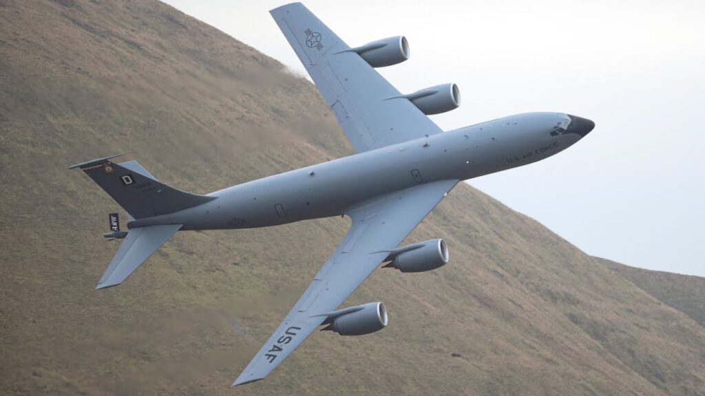 KC-135