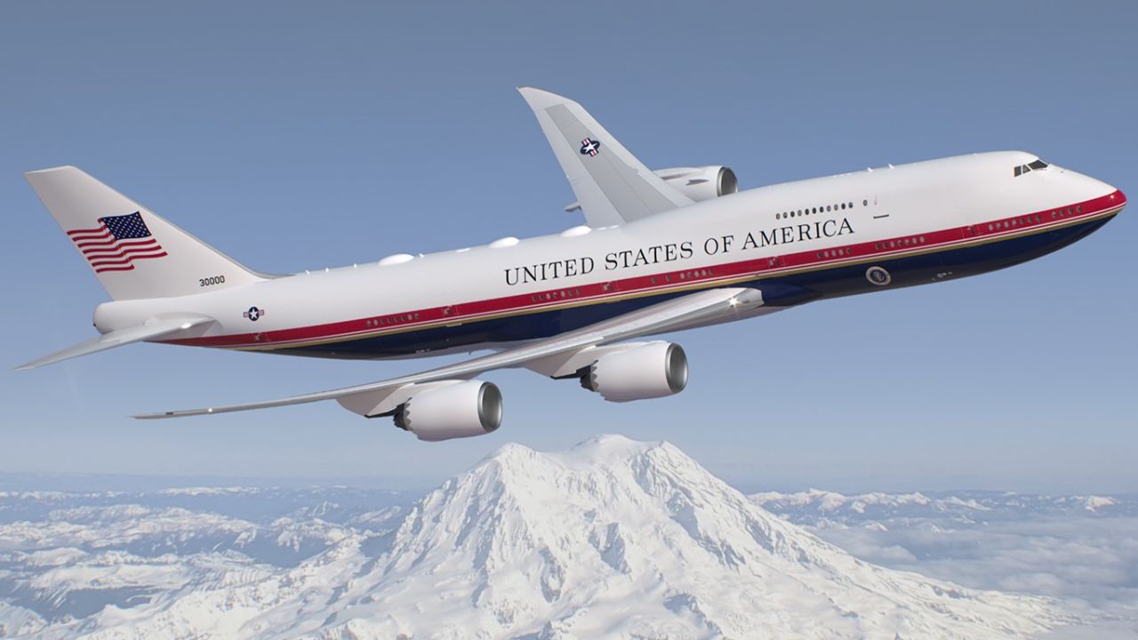 Boeing 747-8