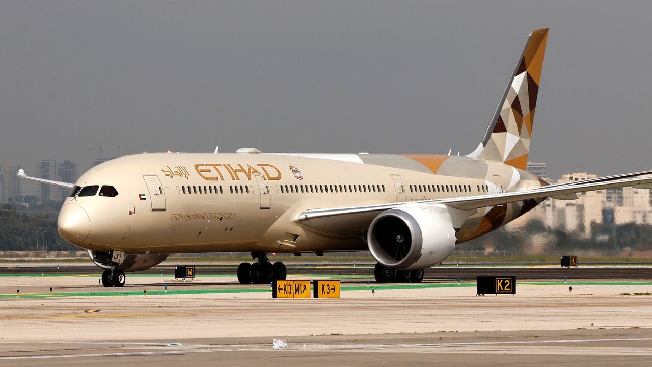Etihad Airways